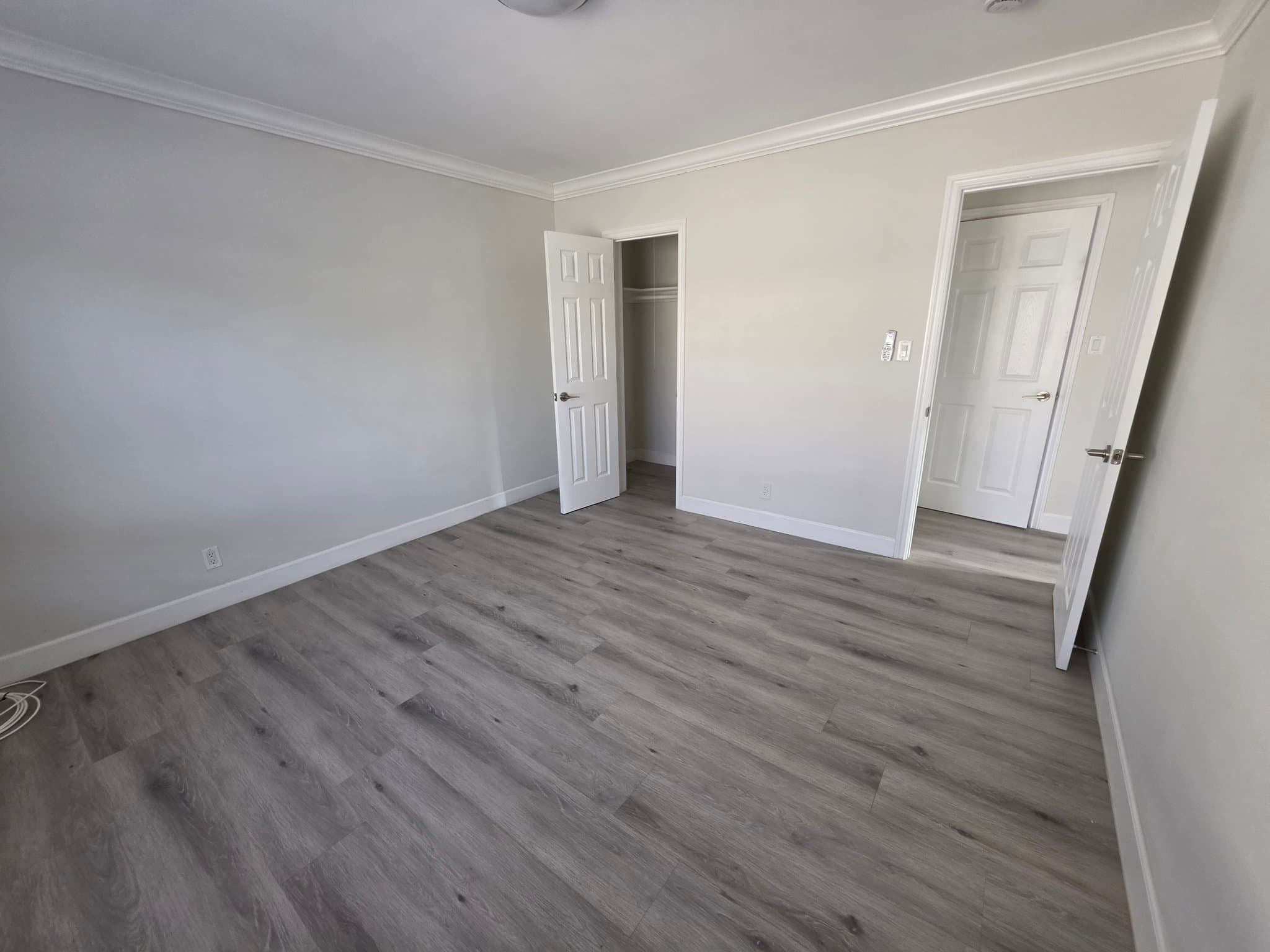 Pasadena Apartment: 41 N. Sierra Bonita Ave