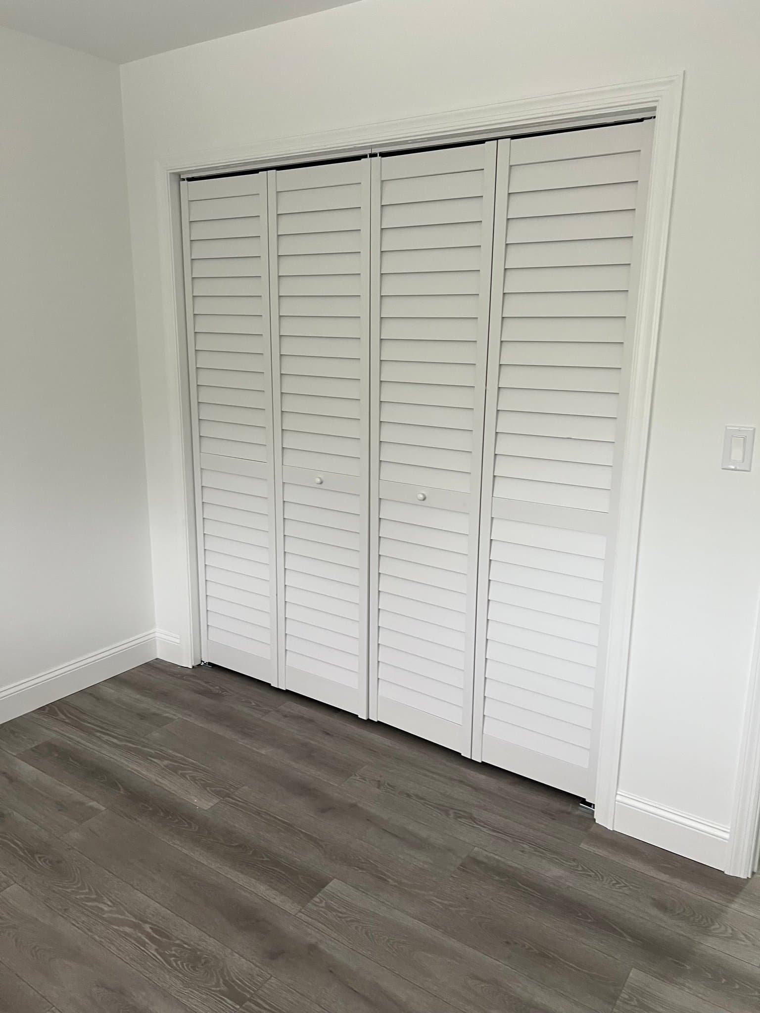 Hollywood Apartment: 1638 Dewey st