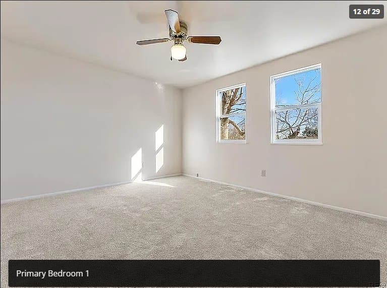 Golden Single Room: 1358 Urban St