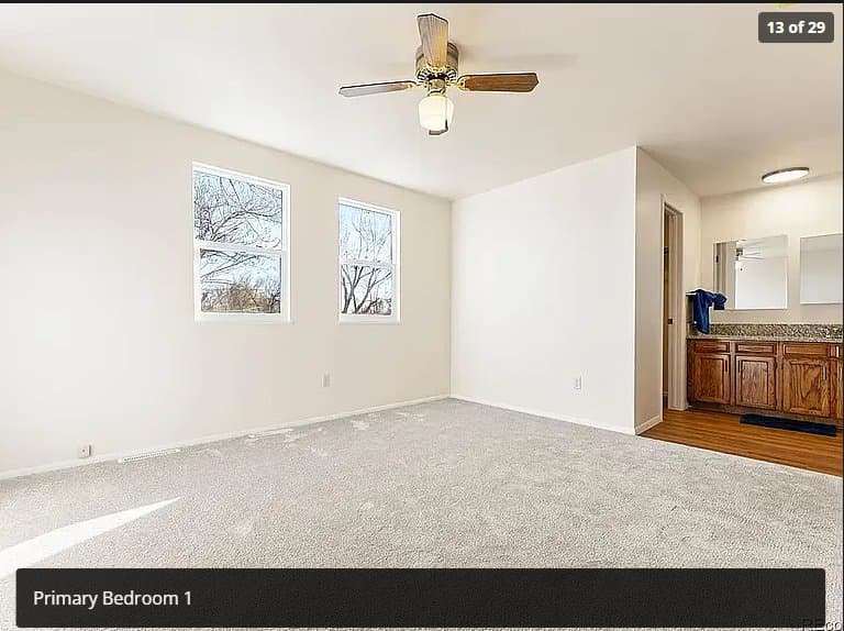 Golden Single Room: 1358 Urban St
