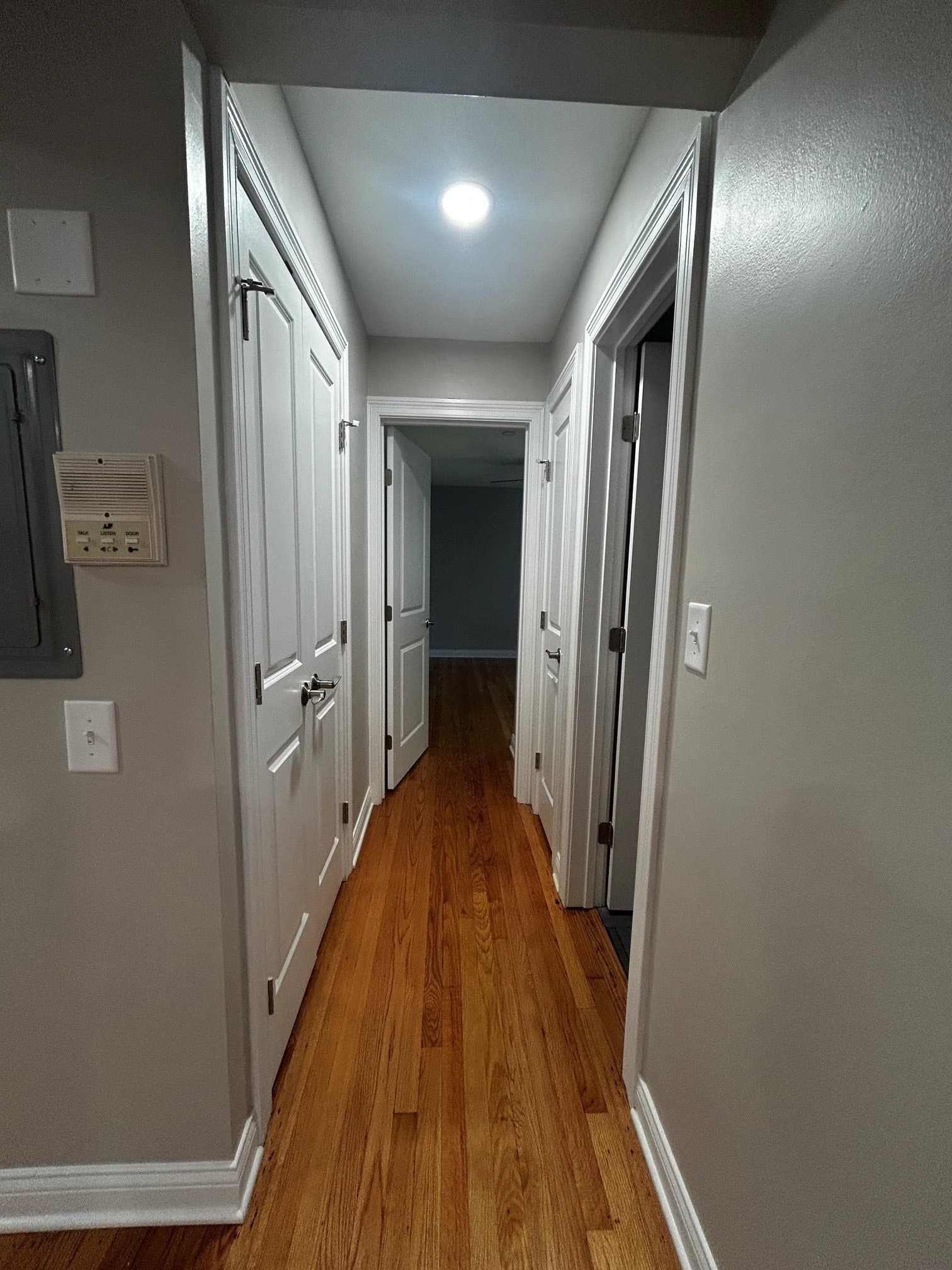 Glen Ellyn Apartment: 470 Saint Moritz Drive