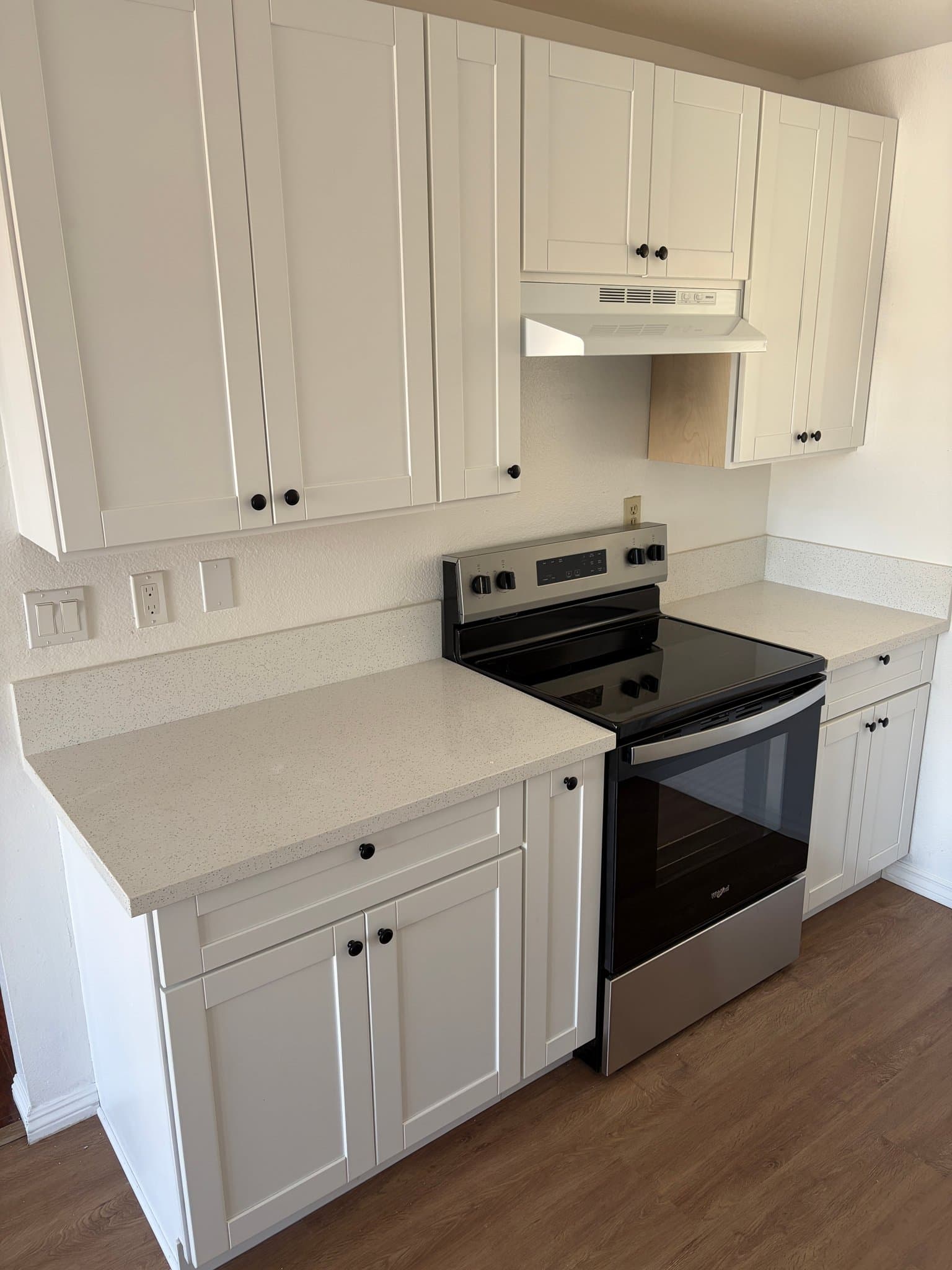 Alhambra Apartment: 2420 W Grand Ave