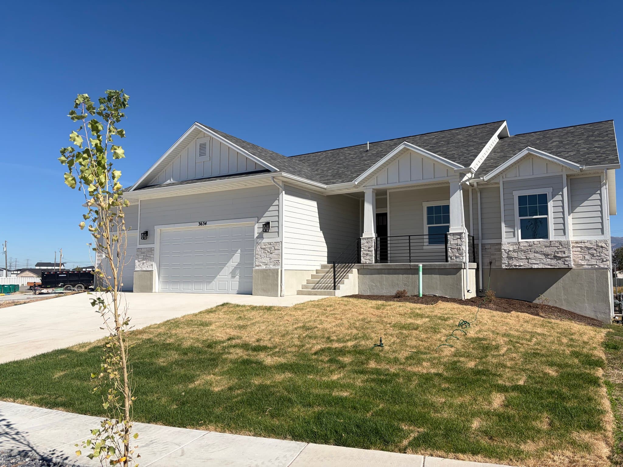 West Haven House: 3634 S Macy Ln