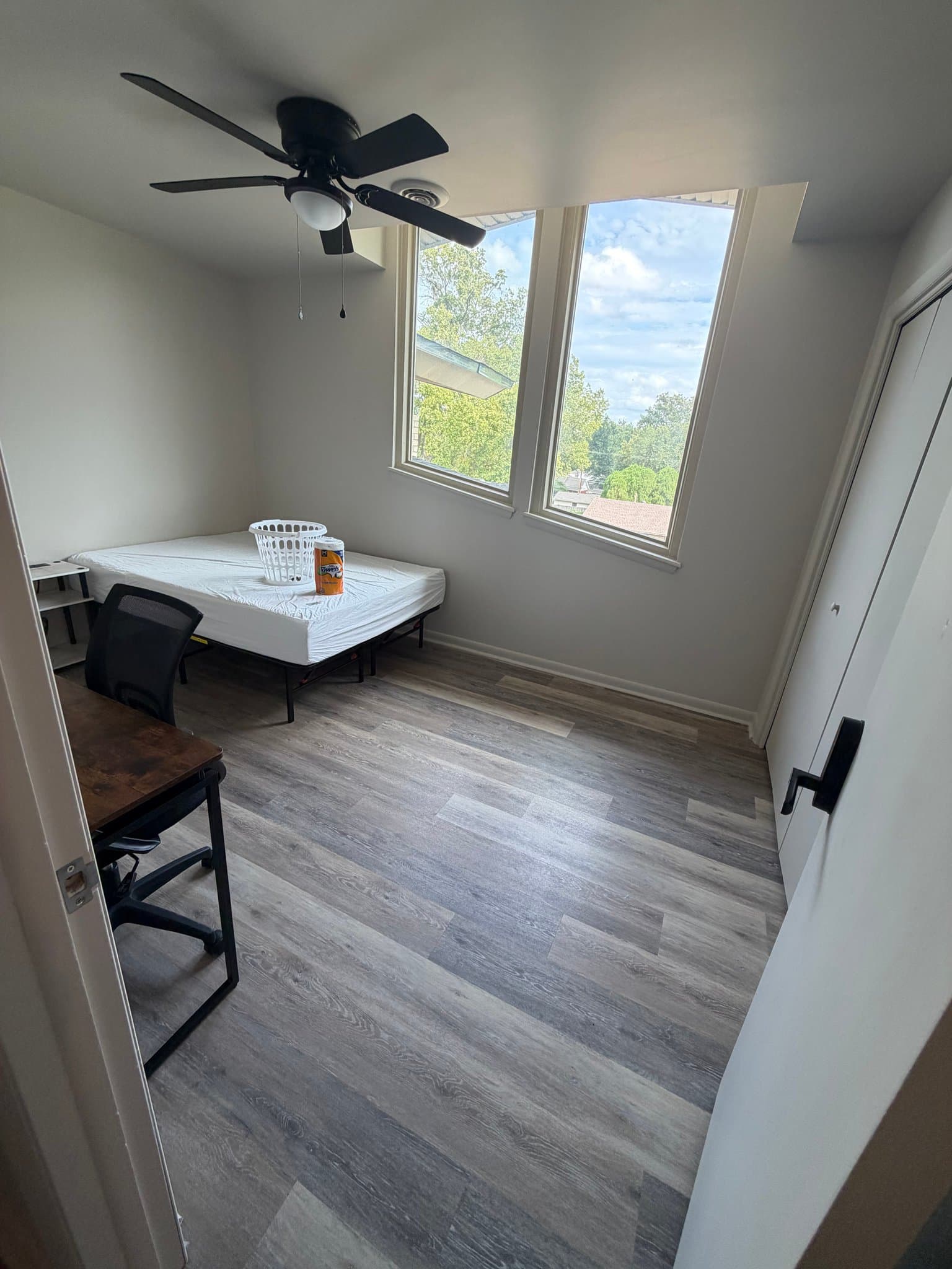 Tulsa Single Room: 6022 S 72nd E Ave