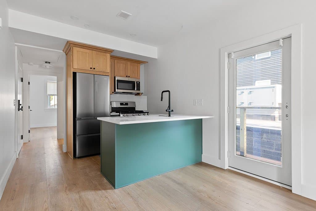 Providence Condo: 113 Ives