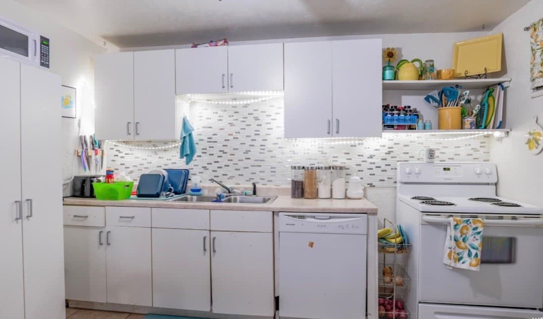 Orem House: 1928 N 800 W