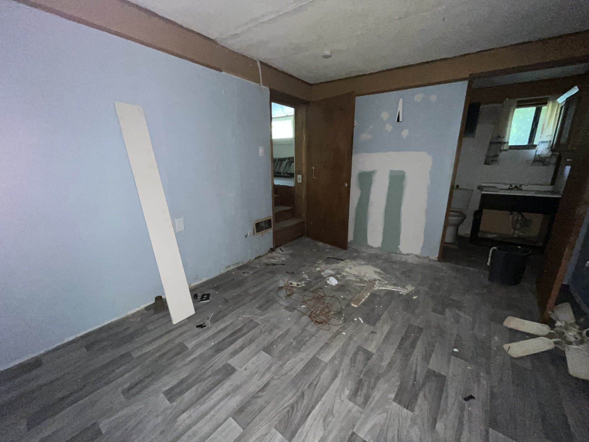 East St. Louis House: 3129 Converse Ave
