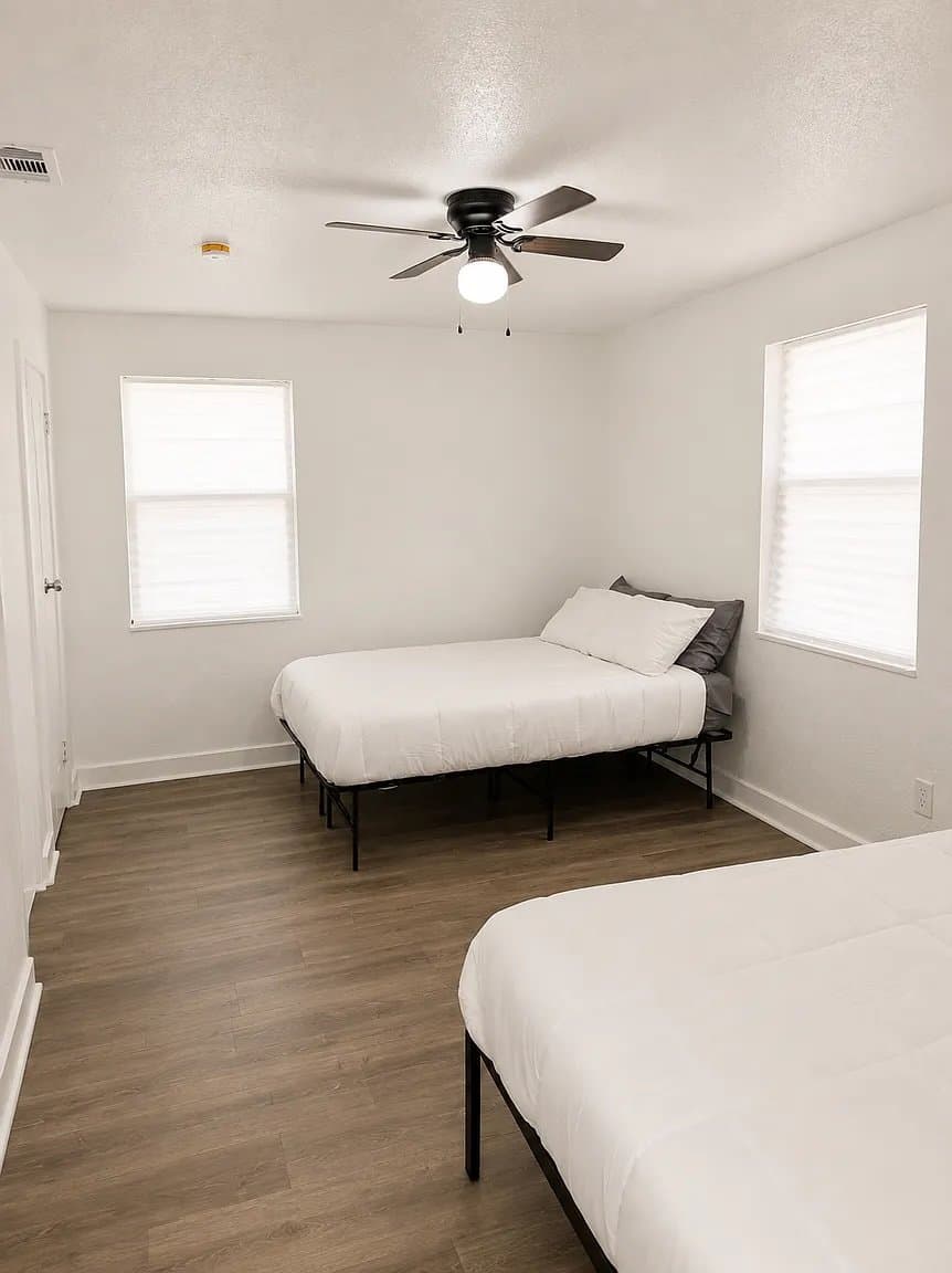 Daytona Beach House: 527 White St