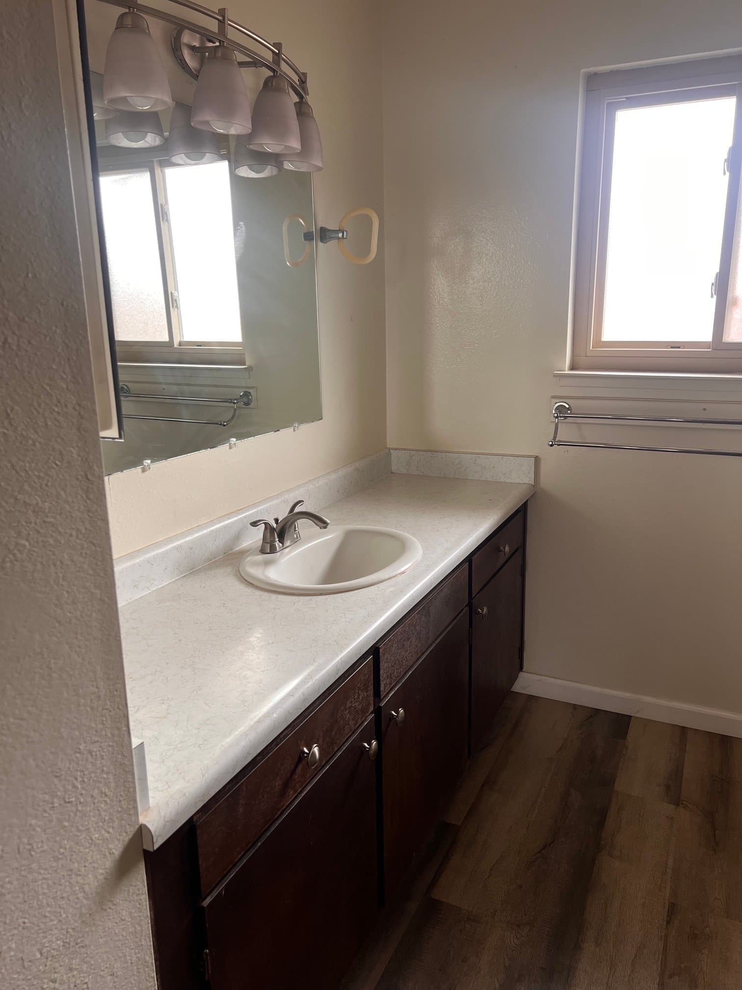 Orland Apartment: 1226 East Street