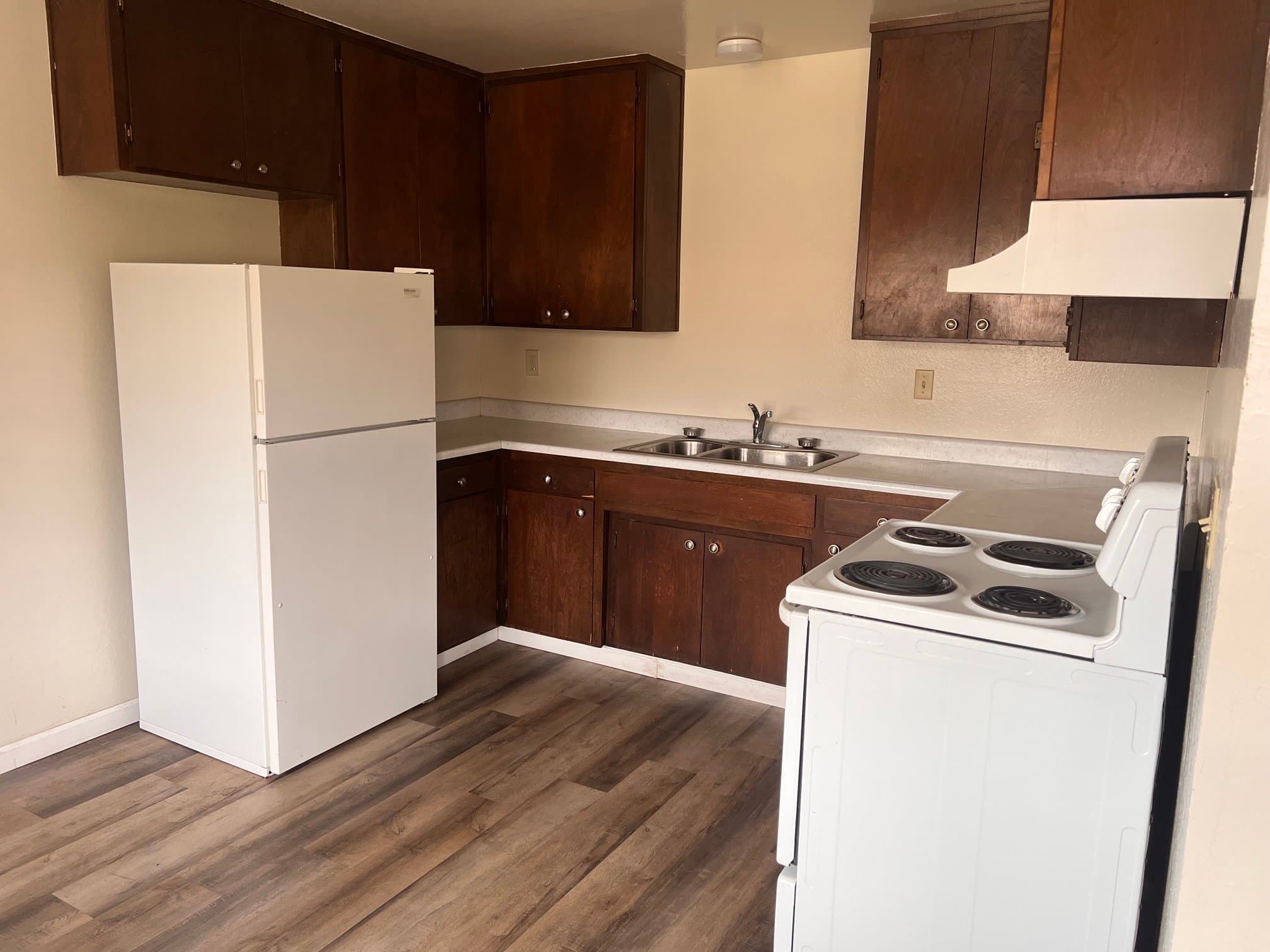 Orland Apartment: 1226 East Street