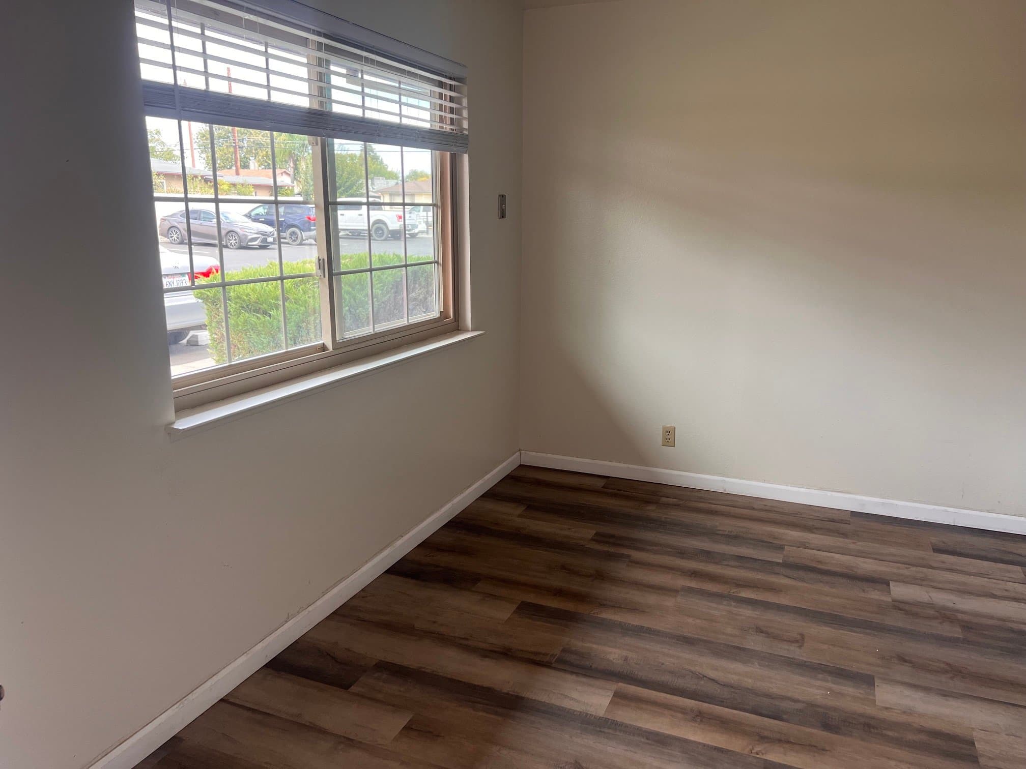 Orland Apartment: 1226 East Street