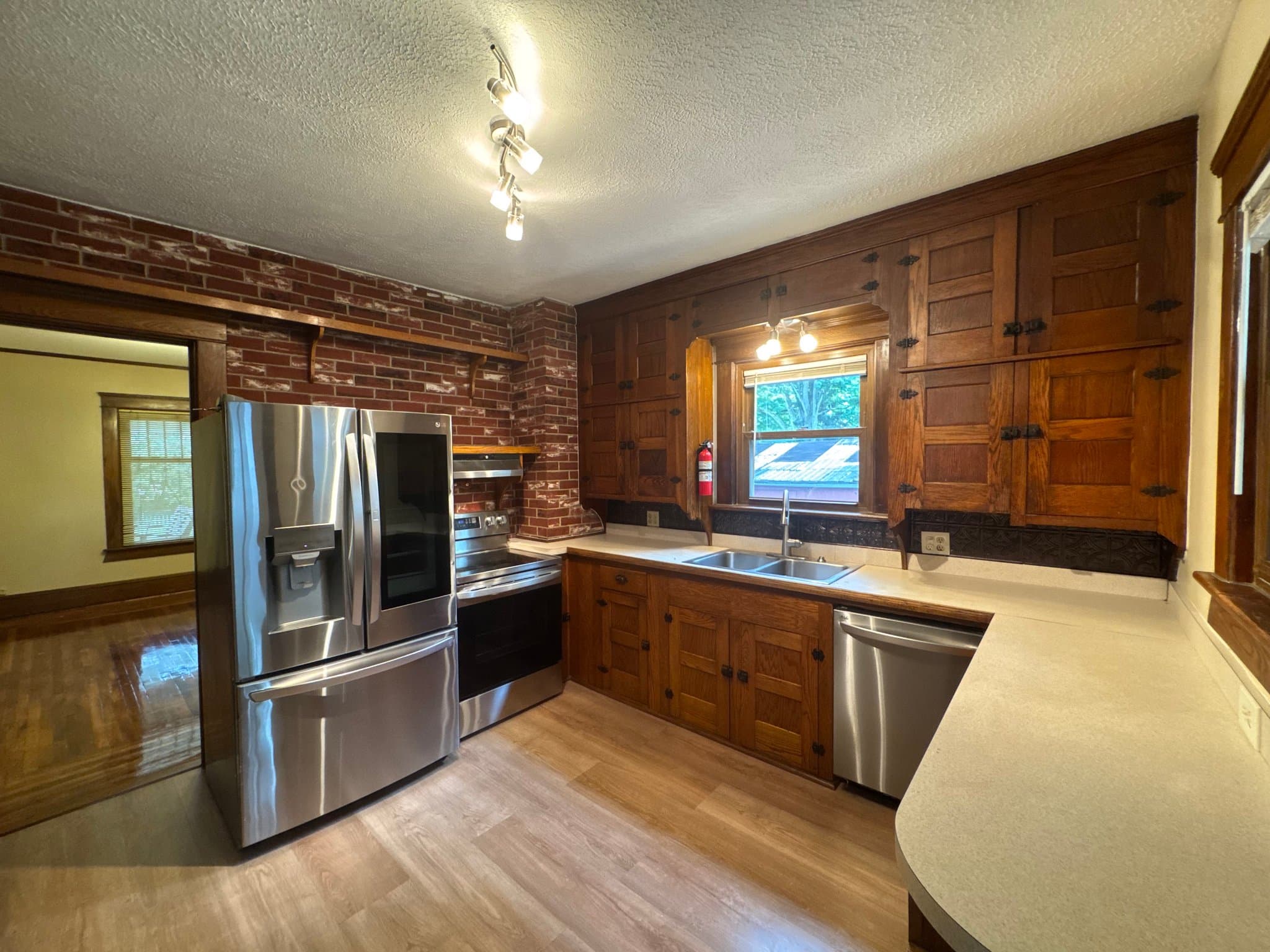 Norton House: 4028 S Medina Line Road