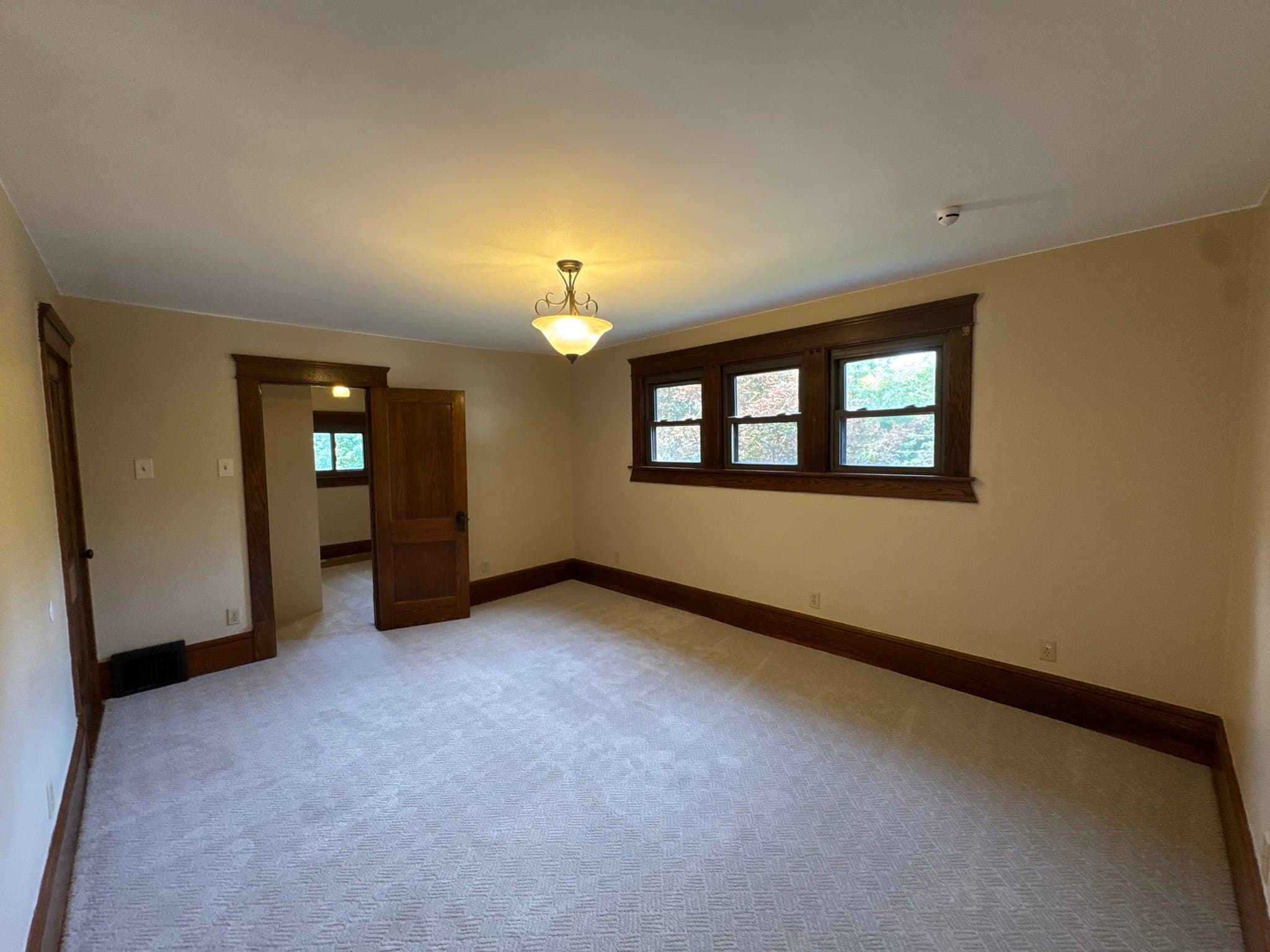 Norton House: 4028 S Medina Line Road