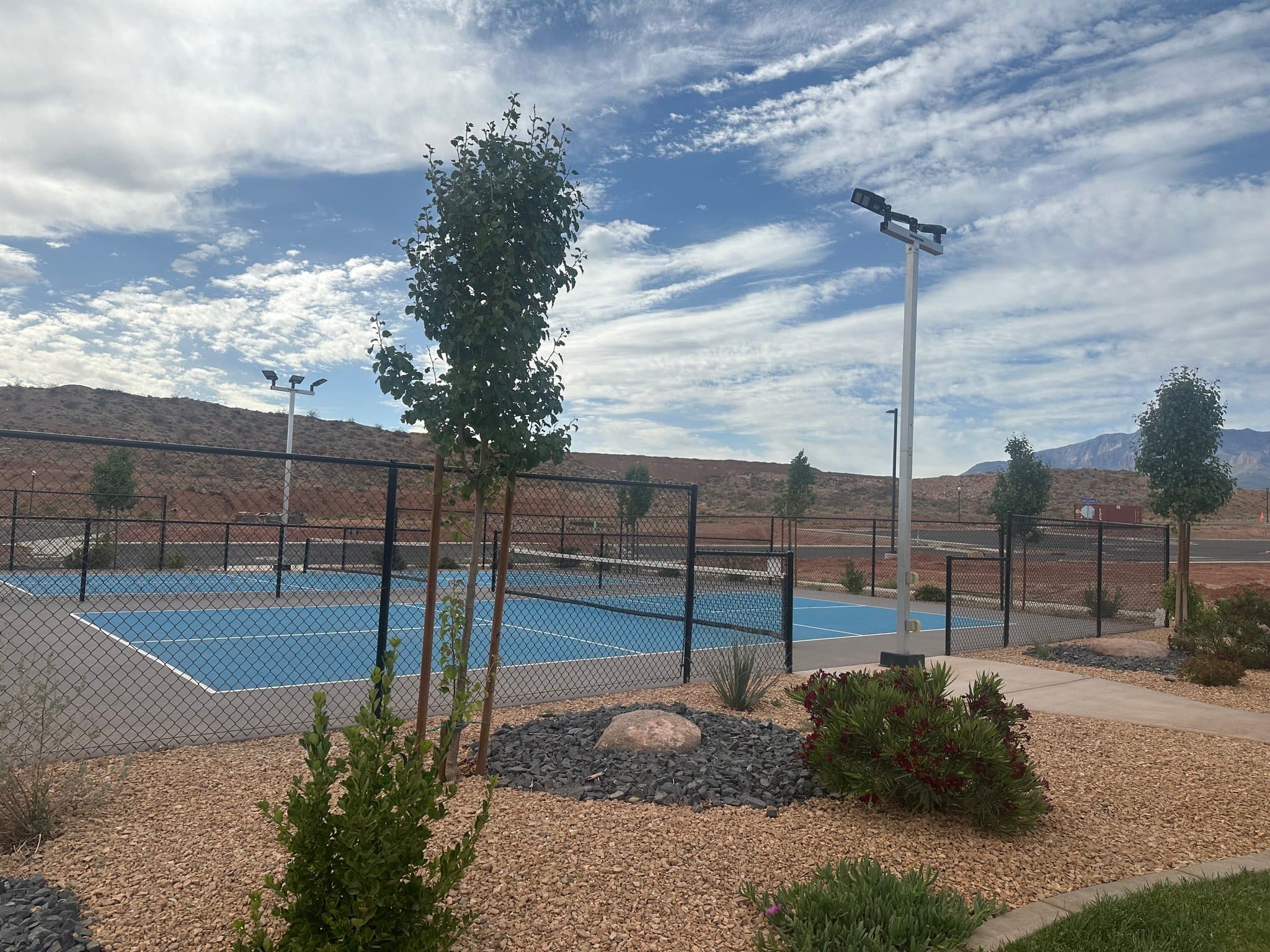 Hurricane Condo: 179 N Rock Canyon St