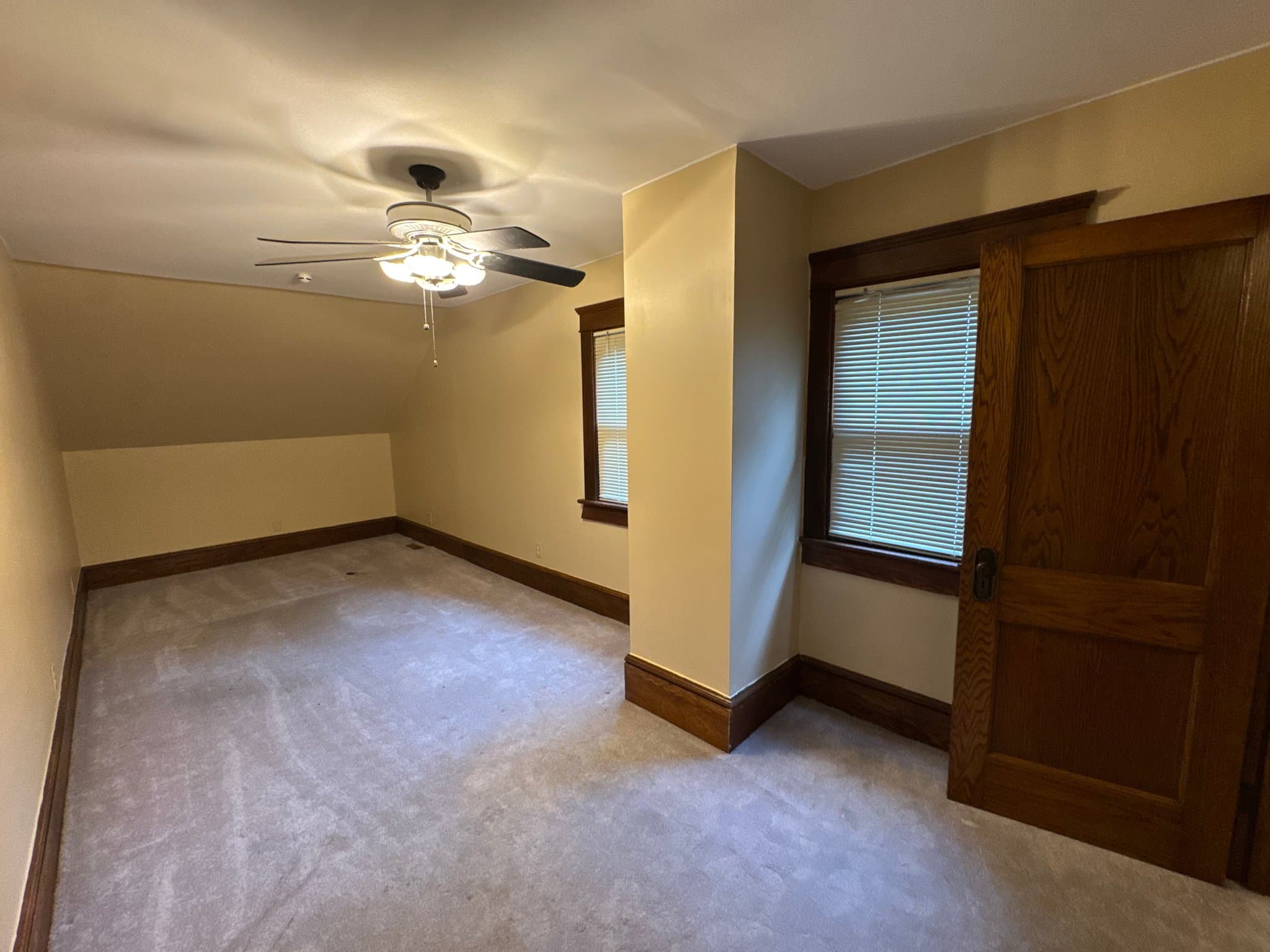 Norton House: 4028 S Medina Line Road