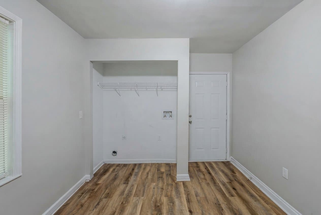 Atlanta House: 1808 Arkose Dr SE