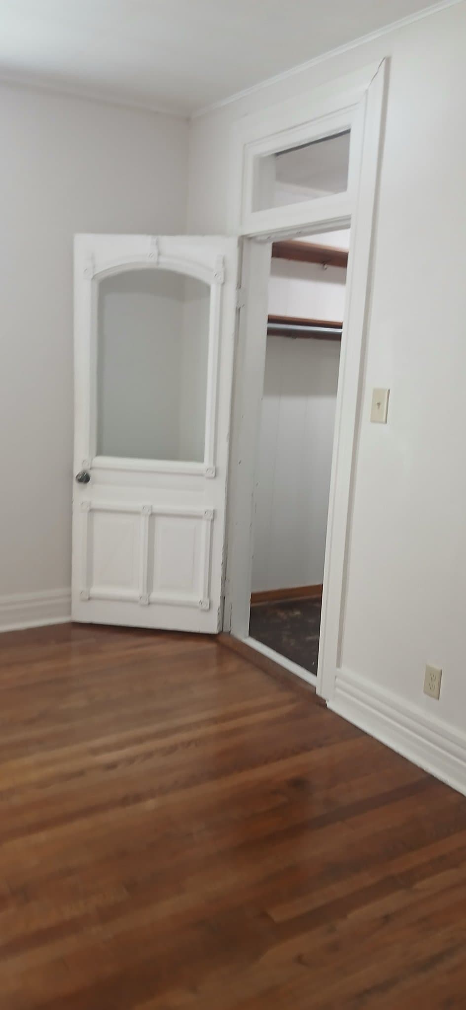West Lafayette House: 424A Dodge St