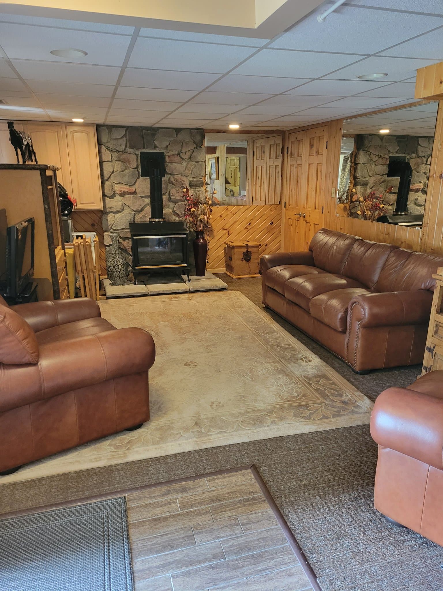 Chisago City Single Room: 9555 Jennifer Ct.