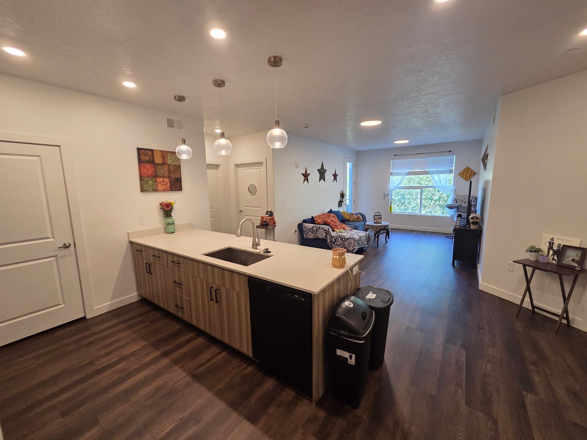 Ogden Single Room: 1895 Wall Ave