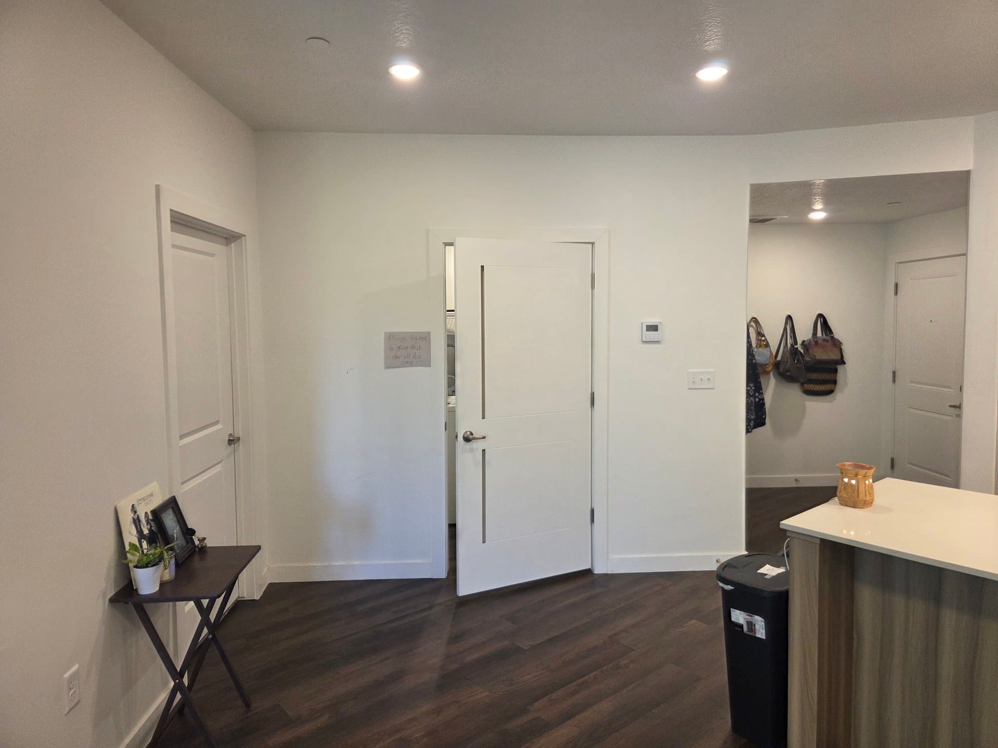 Ogden Single Room: 1895 Wall Ave