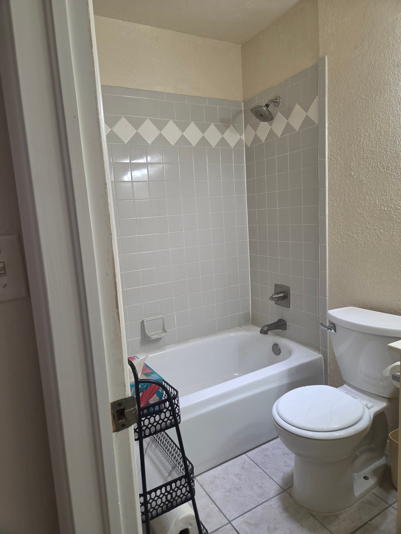 El Paso Single Room: 2429 Alan Duncan Lane
