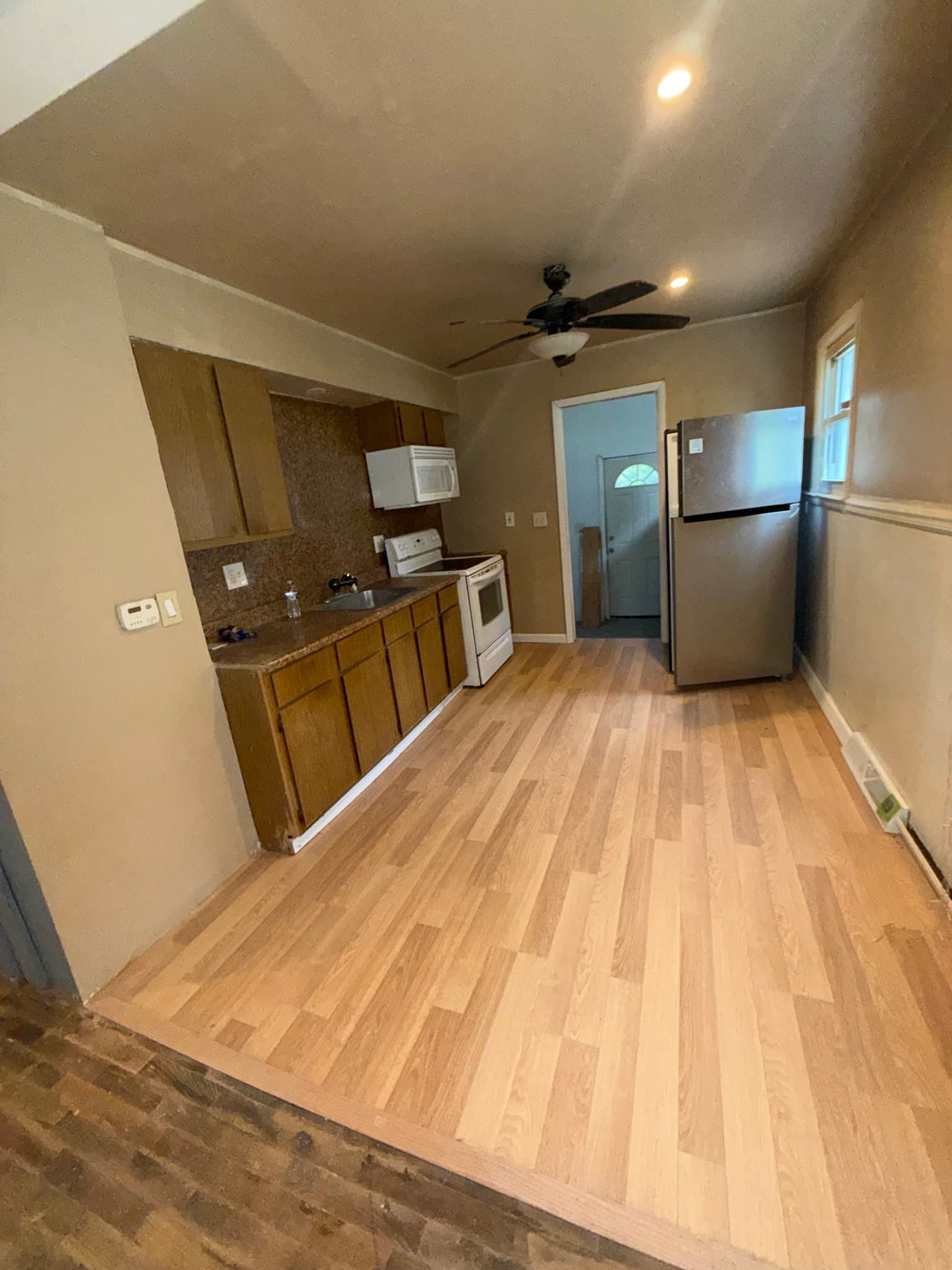 Flint House: 3235 Whittier St.