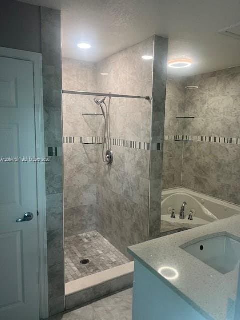 Royal Palm Beach House: 100 Prado st