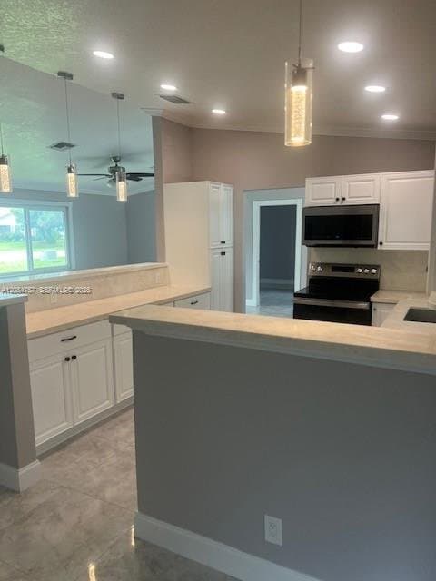 Royal Palm Beach House: 100 Prado st