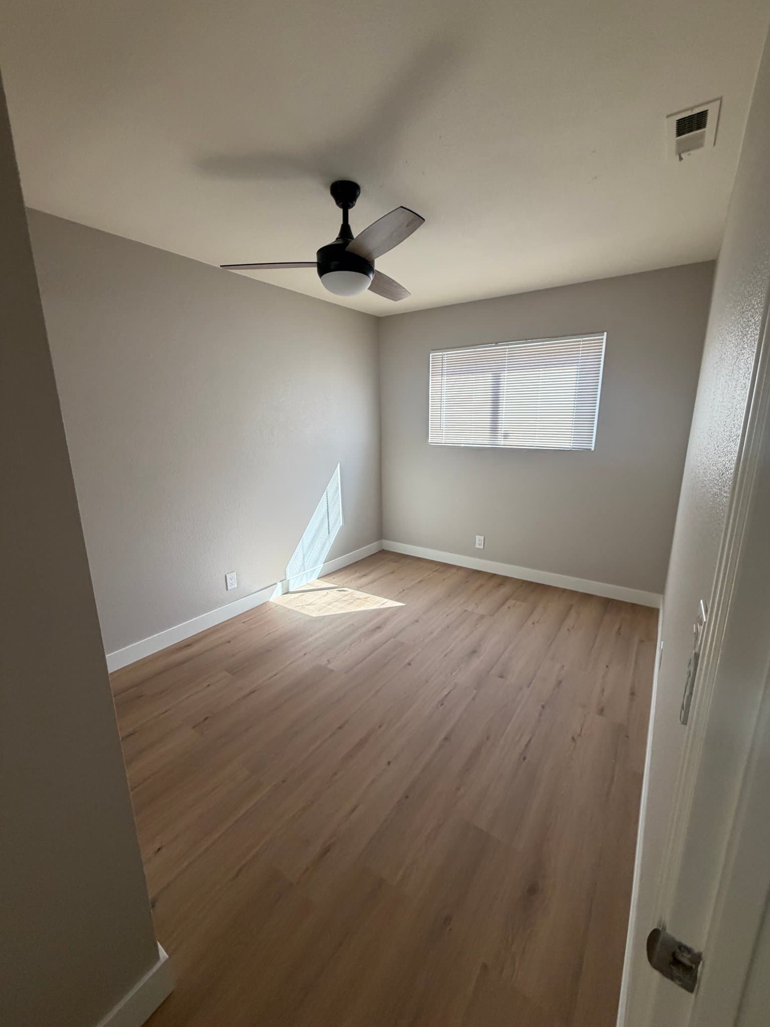 San Diego House: 1383 Wystone Dr.