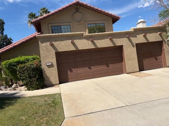 la qunta House: 78560 via melodia