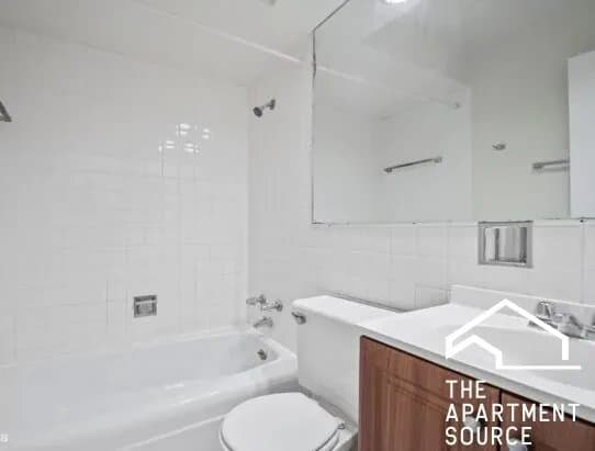 Chicago Apartment: 530 West Surf Street #314 Chicago, IL 60657