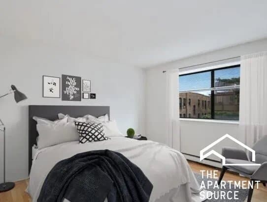 Chicago Apartment: 530 West Surf Street #314 Chicago, IL 60657