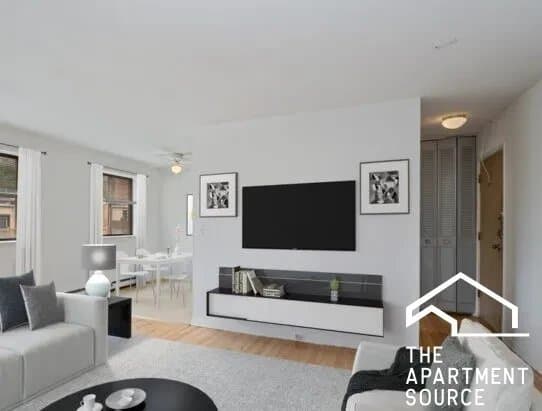 Chicago Apartment: 530 West Surf Street #314 Chicago, IL 60657