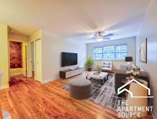 Chicago Apartment: 625 West Wrightwood Avenue #502 Chicago, IL 60614