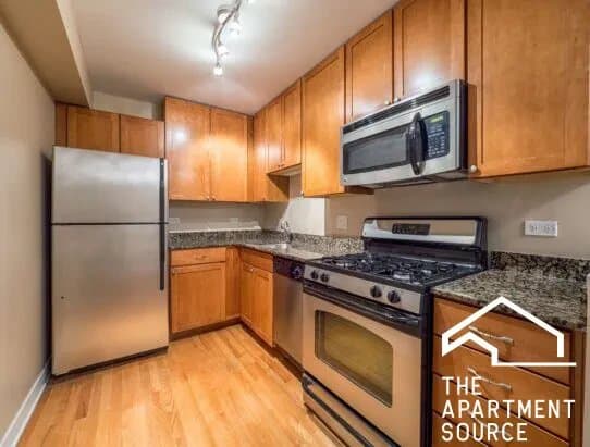 Chicago Apartment: 625 West Wrightwood Avenue #502 Chicago, IL 60614
