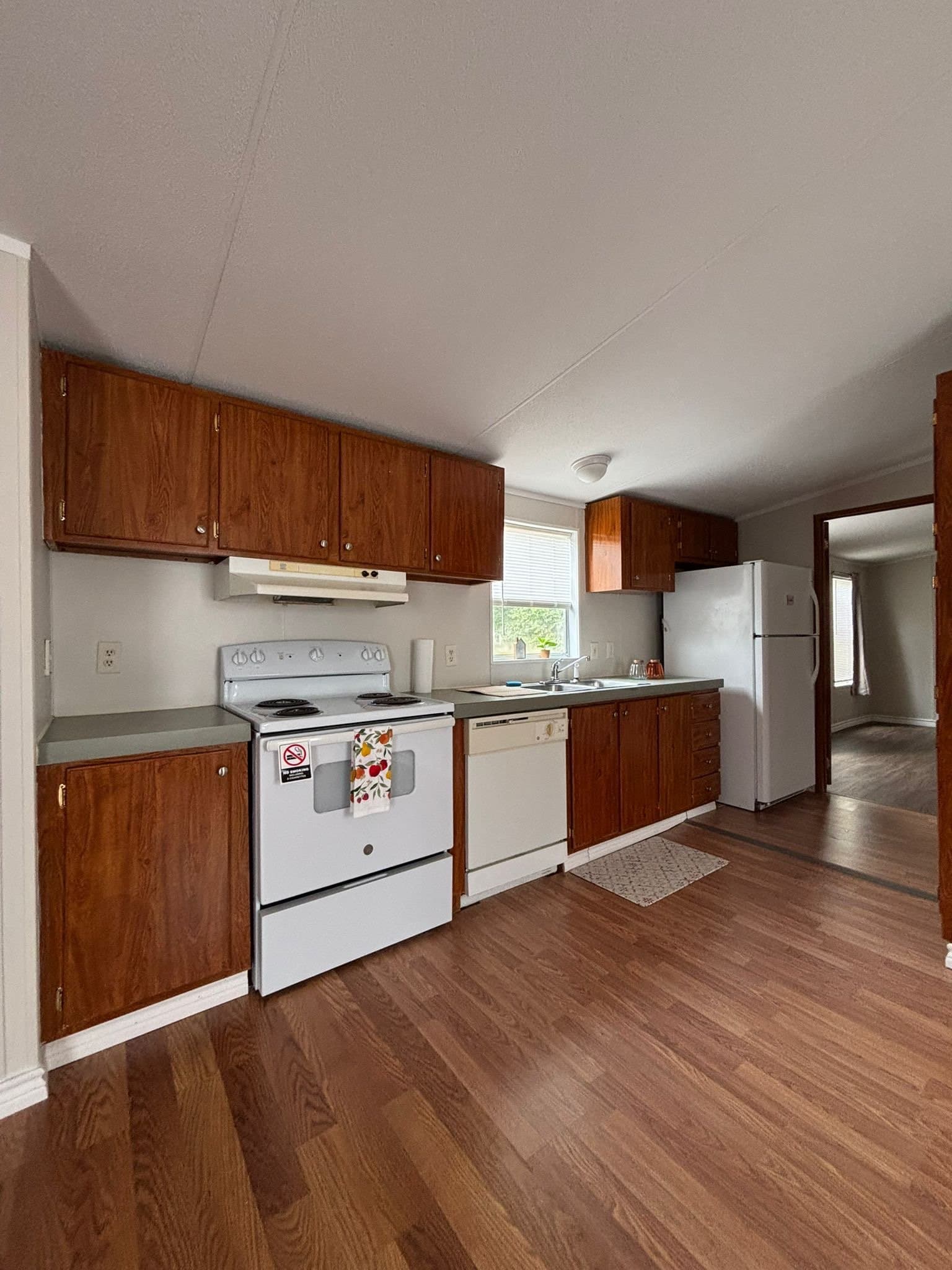 Mobile House: 1300 Schillinger Rd S