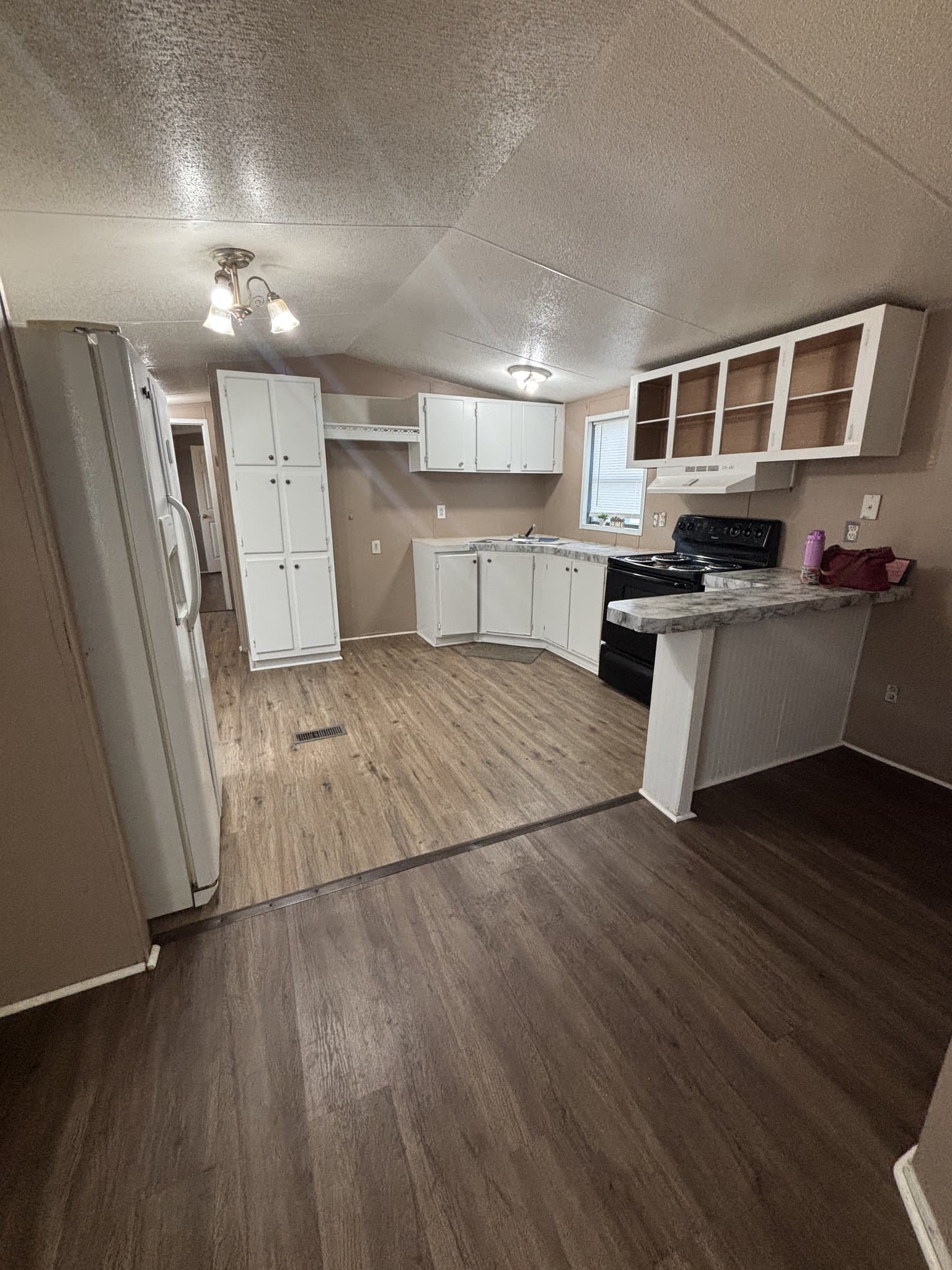 Mobile House: 3351 Denmark Rd