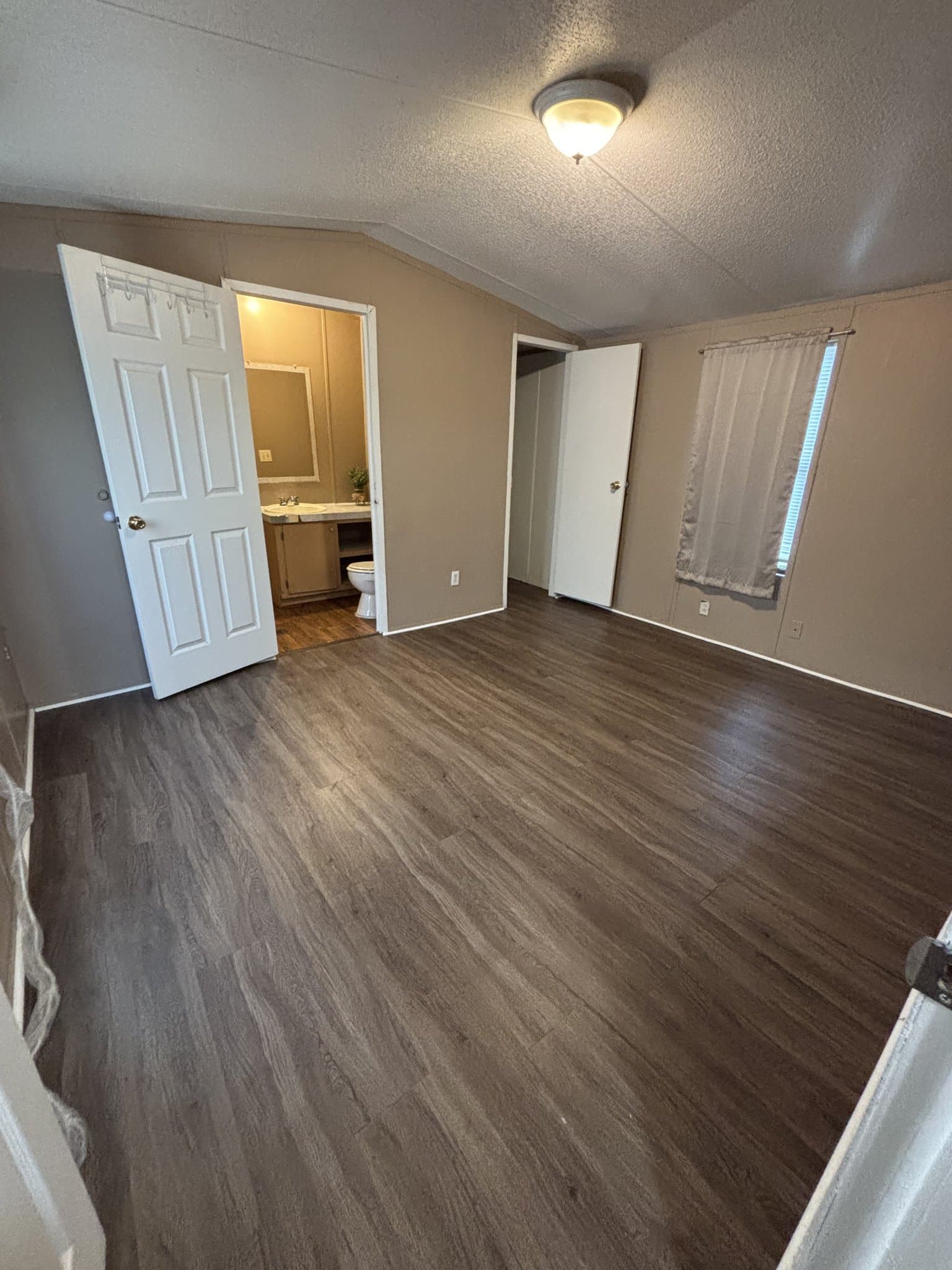 Mobile House: 3351 Denmark Rd