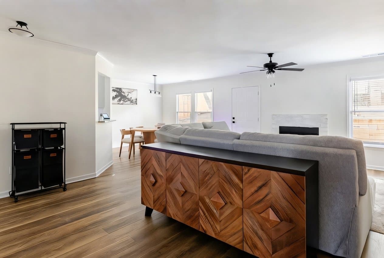 Atlanta House: 948 Byron Dr SW