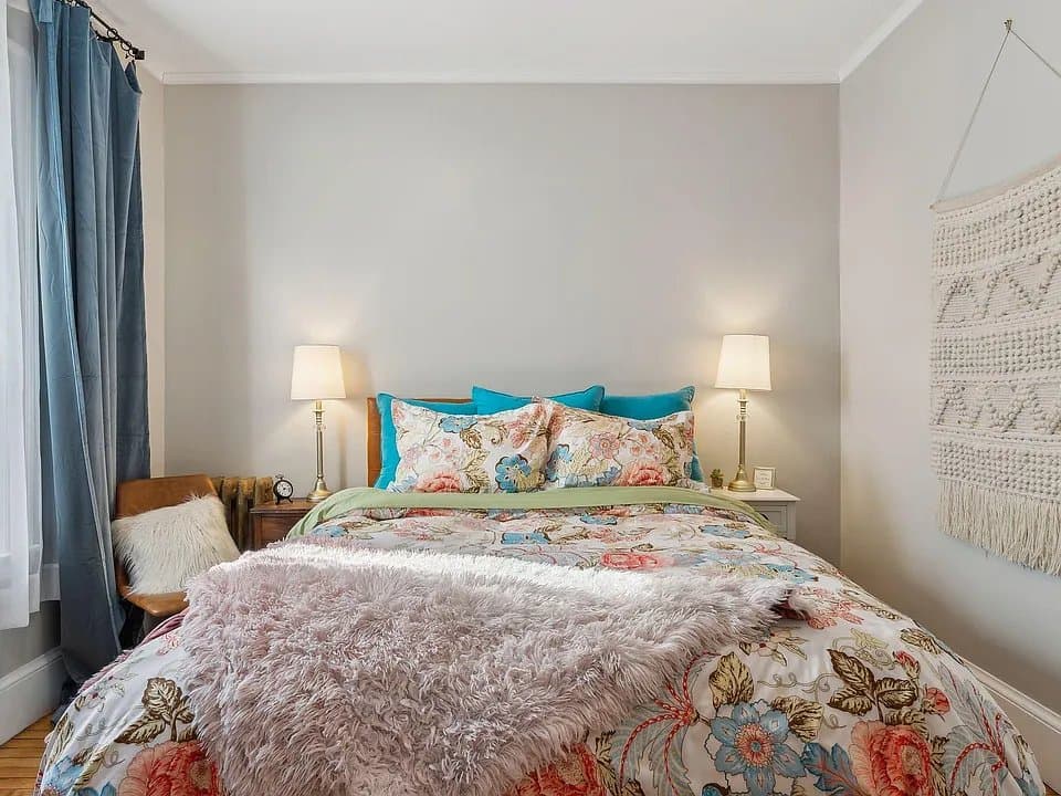 Portland Apartment: 180 High Street #22,
