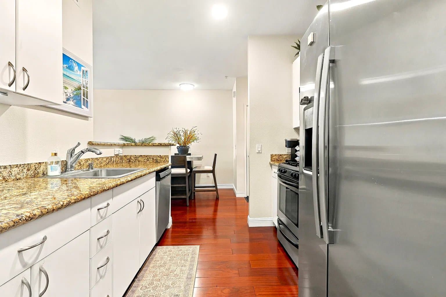 Anaheim Apartment: 1801 E Katella Ave