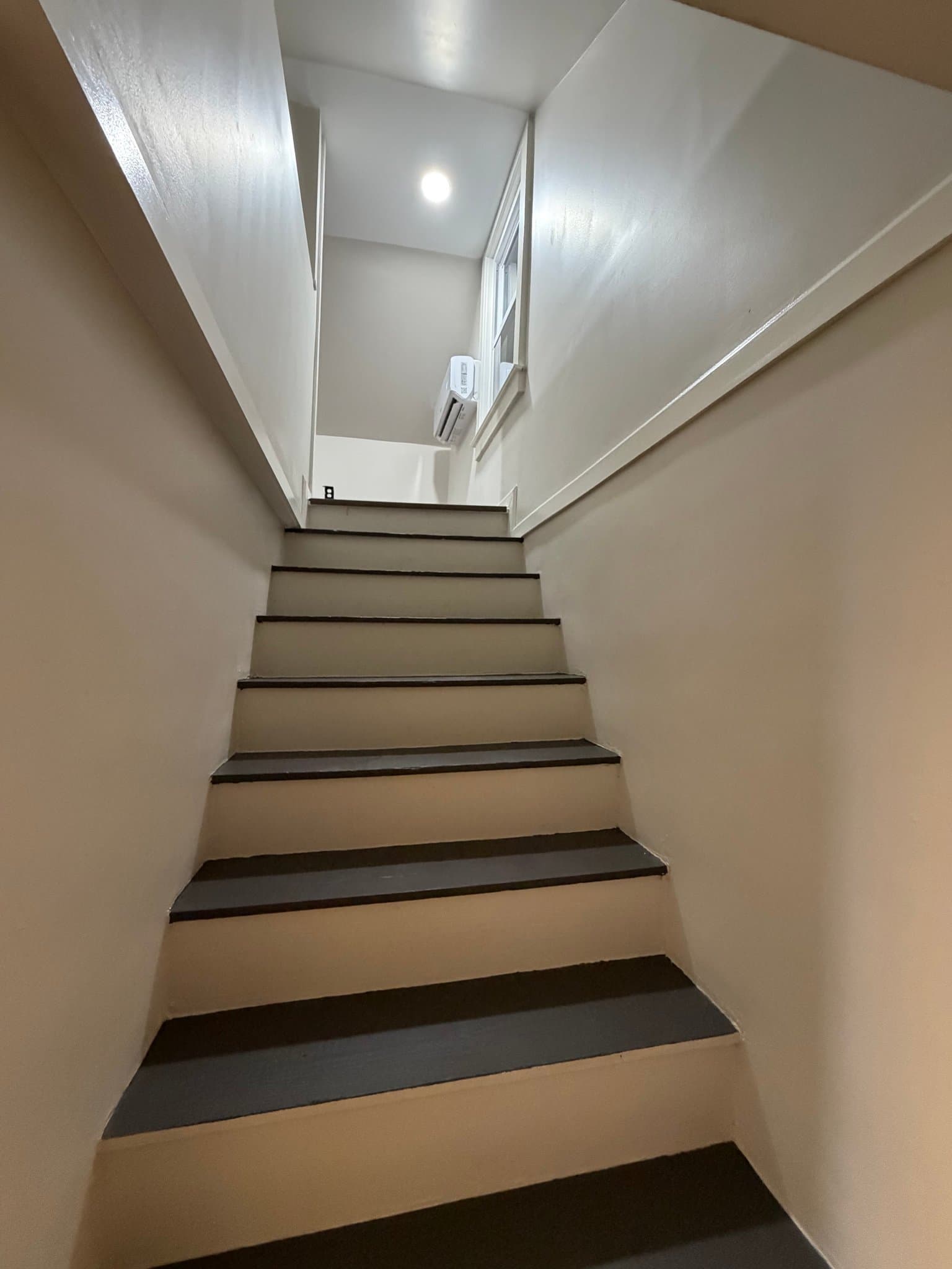 Hatfield Multiplex: 518 Farview Ave