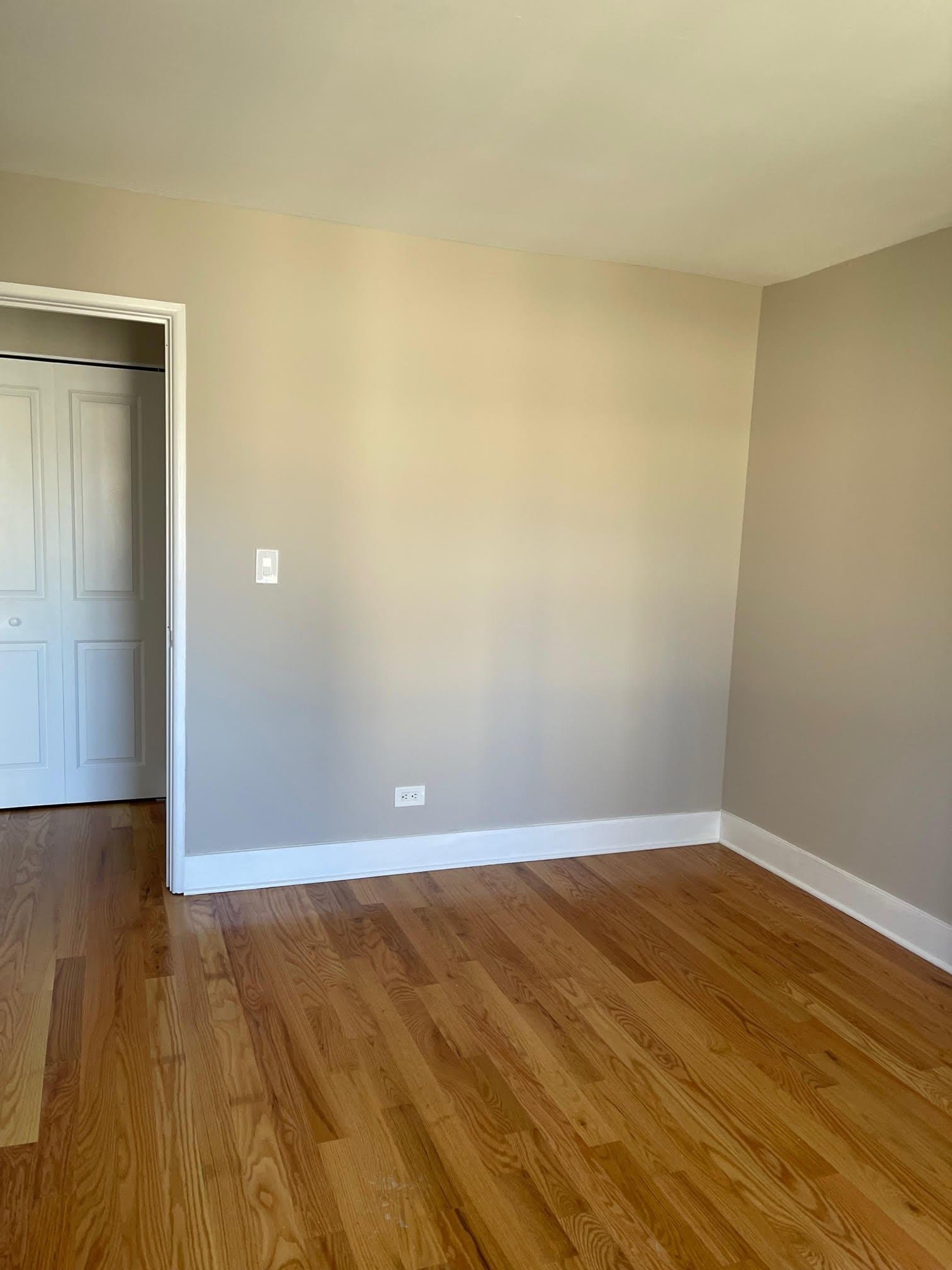 Chicago Apartment: 663 West Grace Street