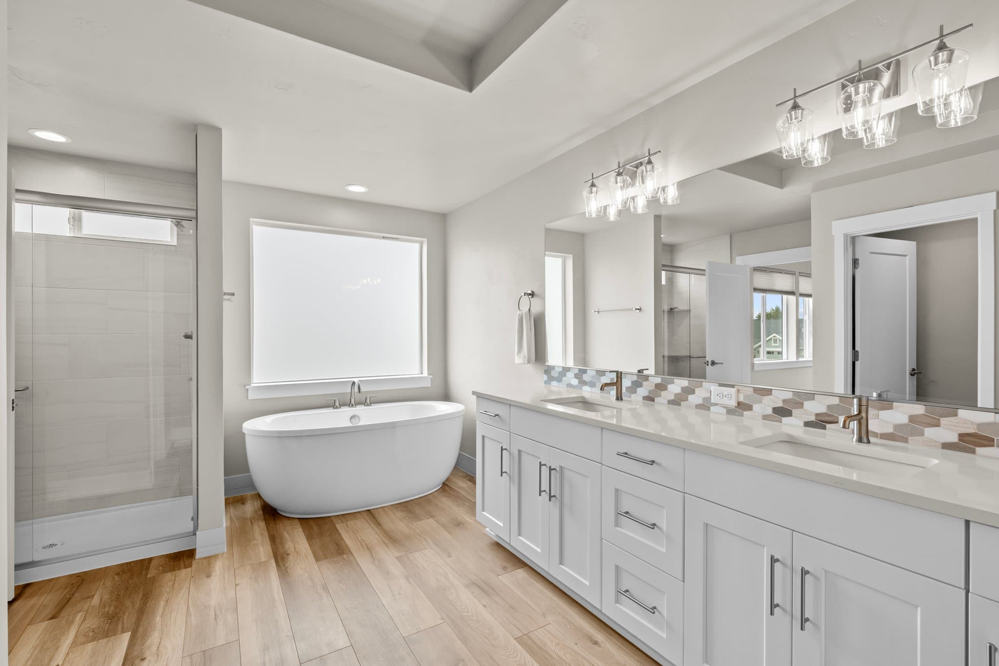 Hillsboro House: 4463 SE 62nd Avenue