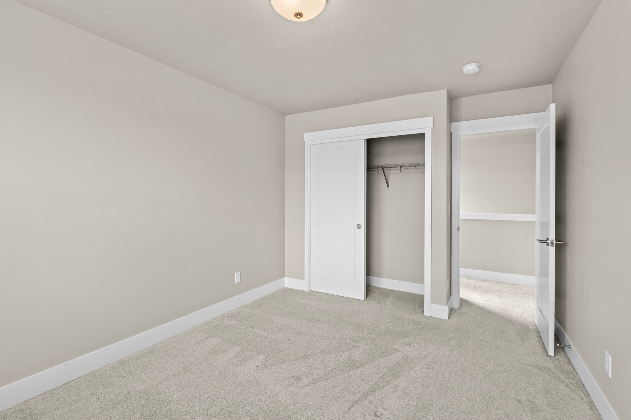 Hillsboro House: 4463 SE 62nd Avenue