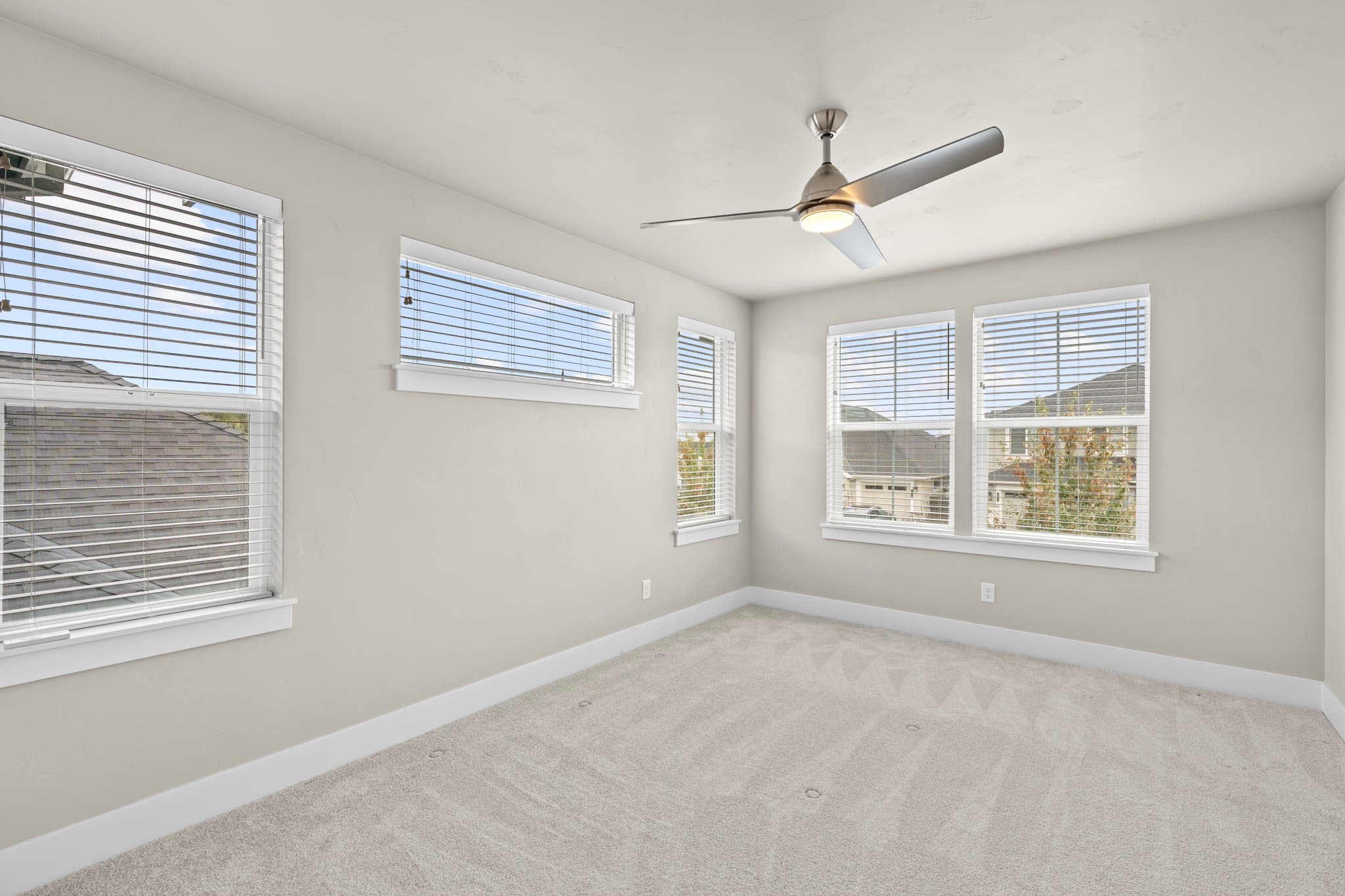 Hillsboro House: 4463 SE 62nd Avenue