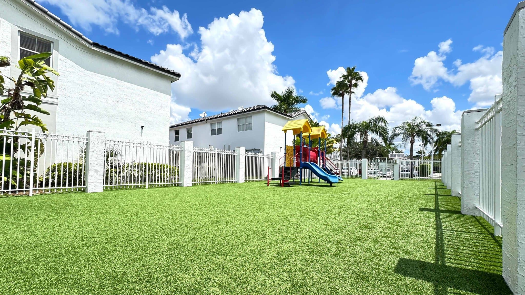 DORAL House: 5470 nw 107th