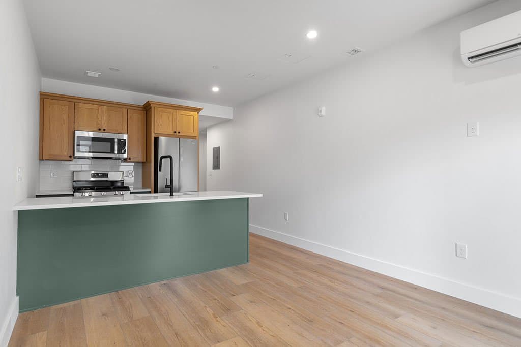 Providence Condo: 113 Ives