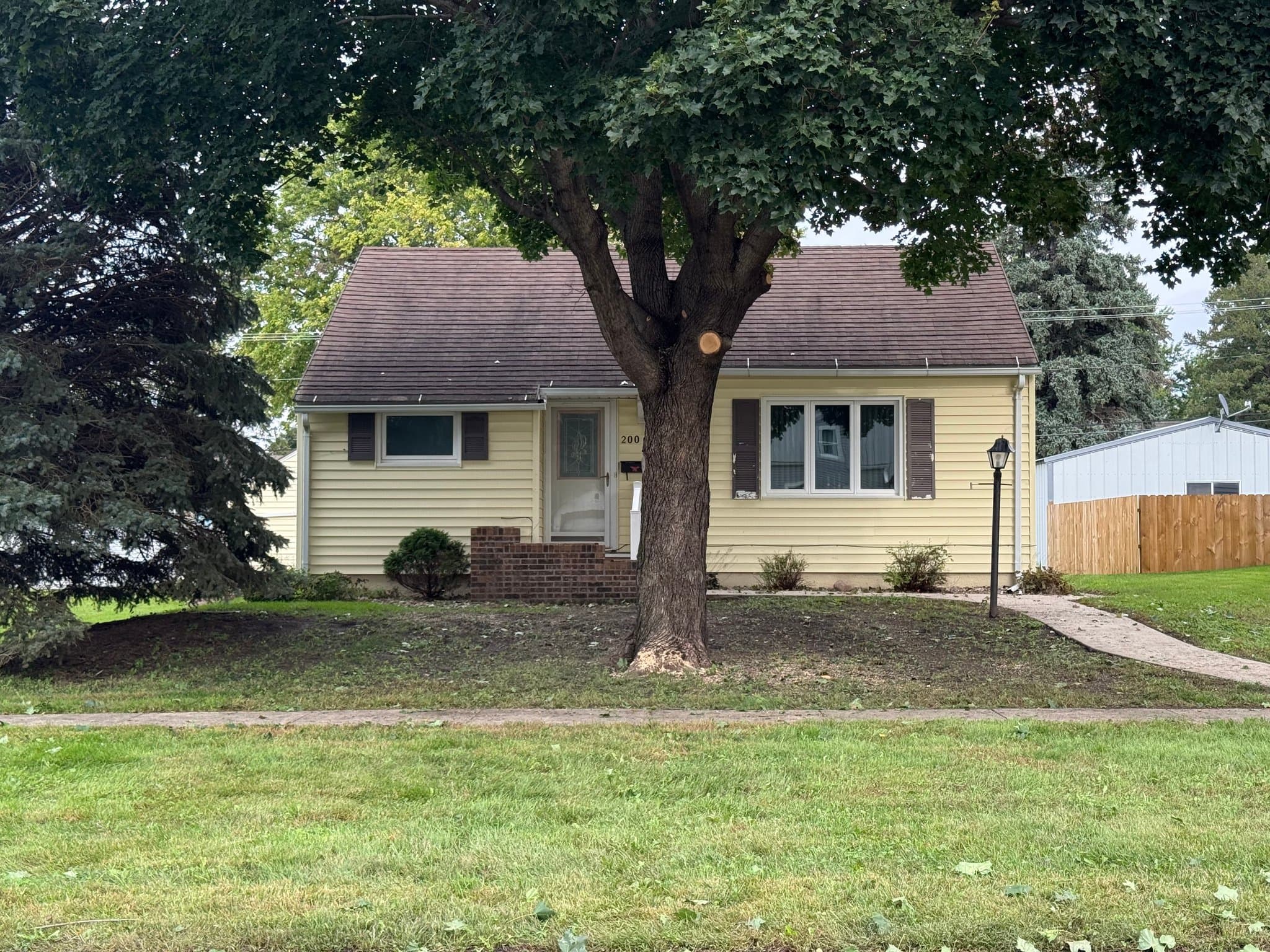 Hartley House: 200 North Central Ave