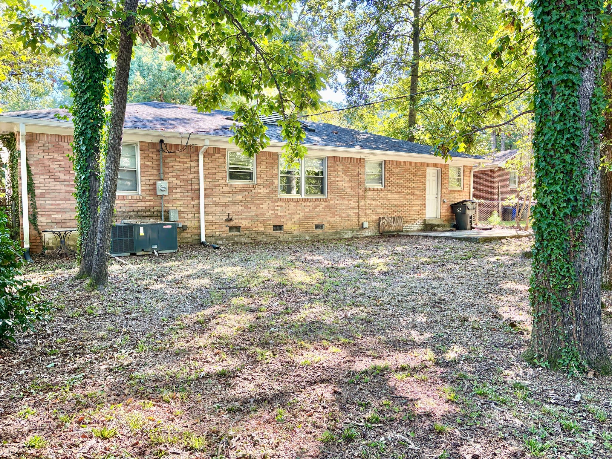 Columbia House: 237 Pitney Road